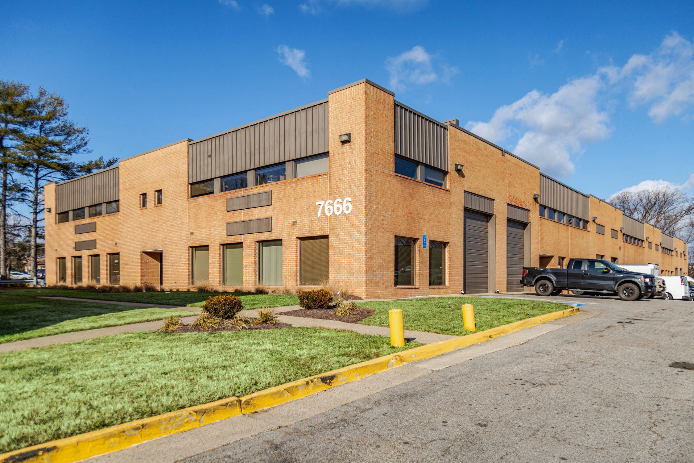 4,477 SF Office Space in Lorton, VA Photo